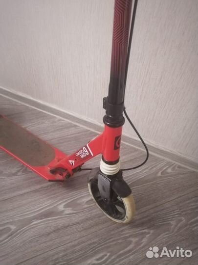 Самокат Oxelo Mid 9, черный/красный, городской