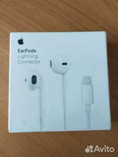 Наушники Earpods lightning Connector