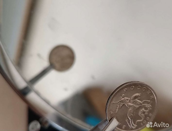 Монета одинаковая с двух сторон