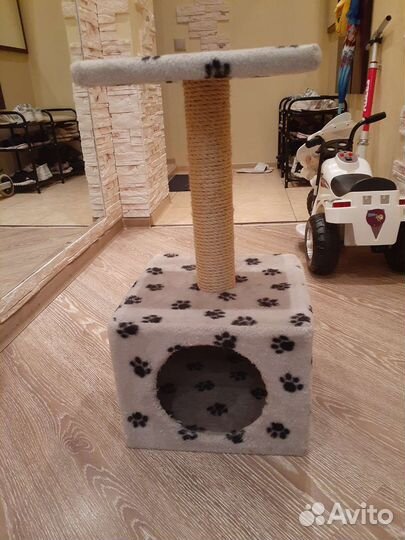 Домик для кота с когтеточкой