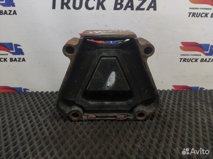 Подушка двигателя