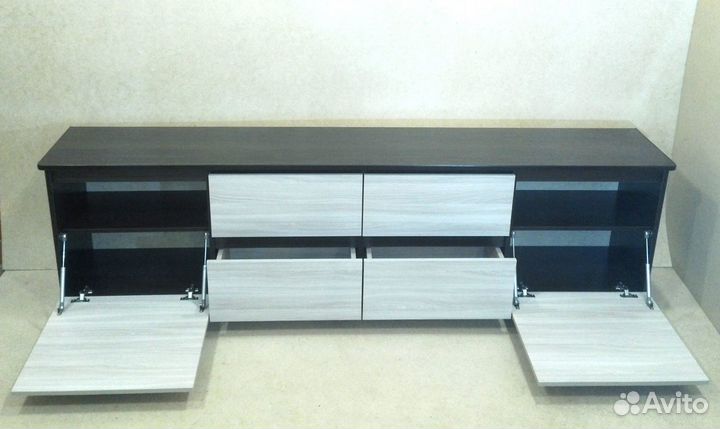 Тумба под телевизор №26