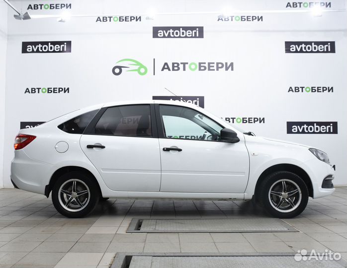 LADA Granta 1.6 МТ, 2018, 80 000 км