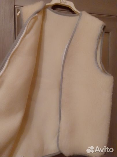 Жилетка искусственный мех, размер M