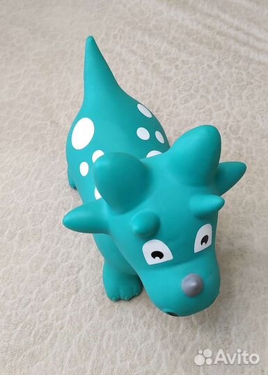 Динозавр прыгун