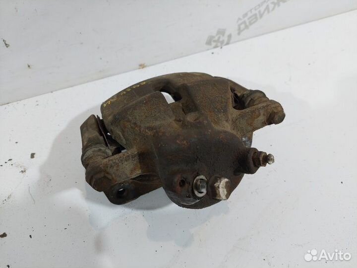 Суппорт передний правый Suzuki Sx4 хэтч 1.6 (M16A)