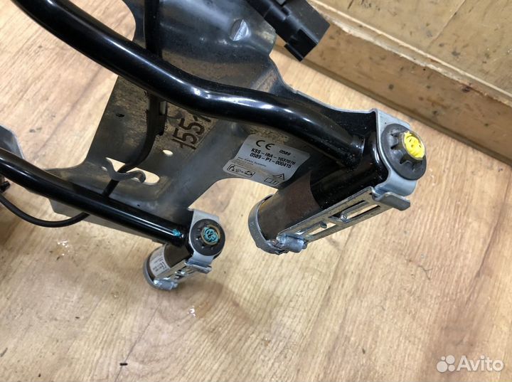 Ответная часть ремня безопасности Ford Mondeo V 20