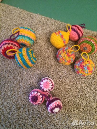 Новогодние шарики вязанные