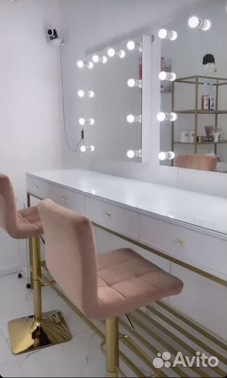 Гримерный стол