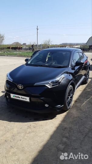 Toyota C-HR 1.2 CVT, 2018, 100 000 км