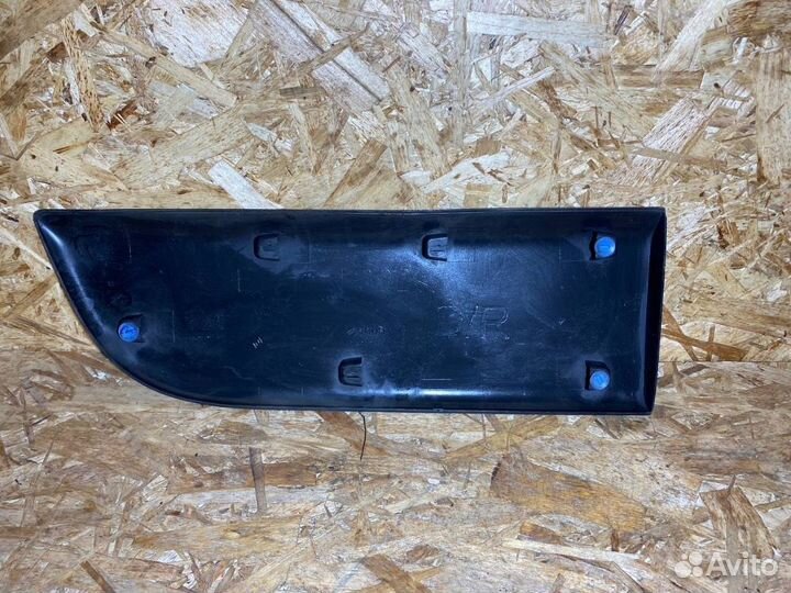 Молдинг двери Opel Vivaro A (2001—2014)