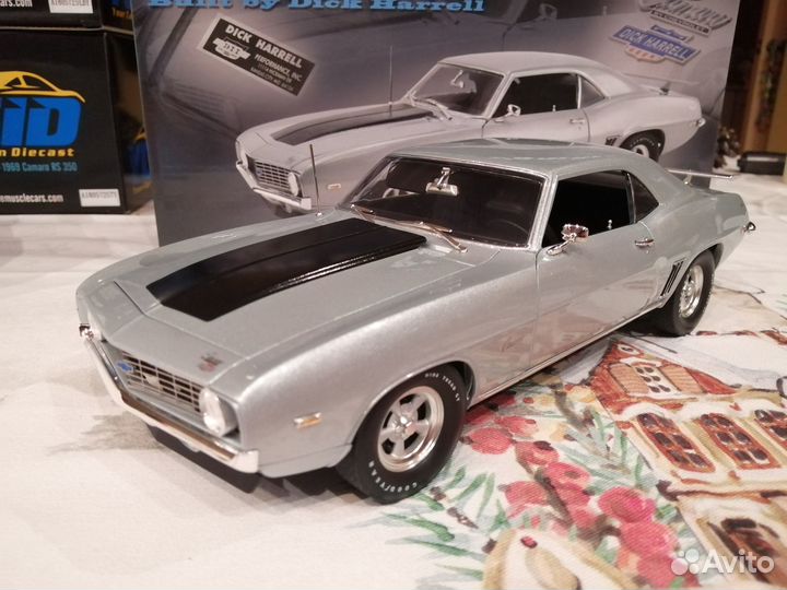 1/18 1969 Camaro Copo Silver Dick Harrell acme