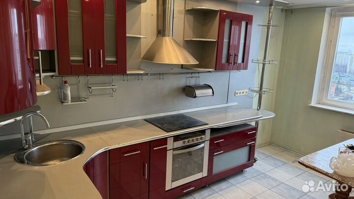 Кухонная гарнитура