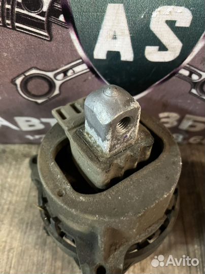 Bmw 520d xdrive G30 подушка двс