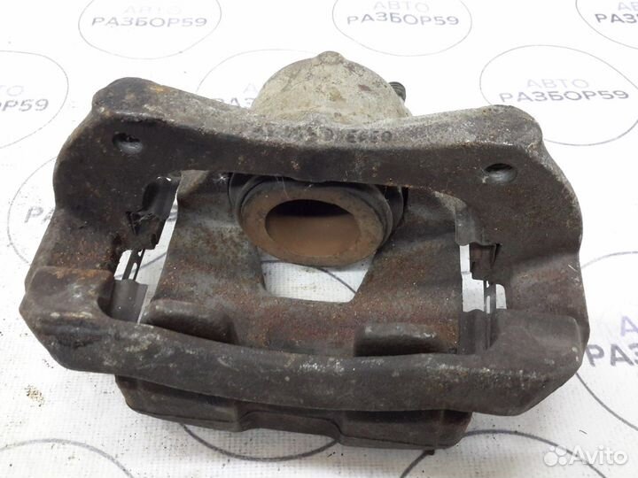 Суппорт передний правый Chevrolet Aveo T300