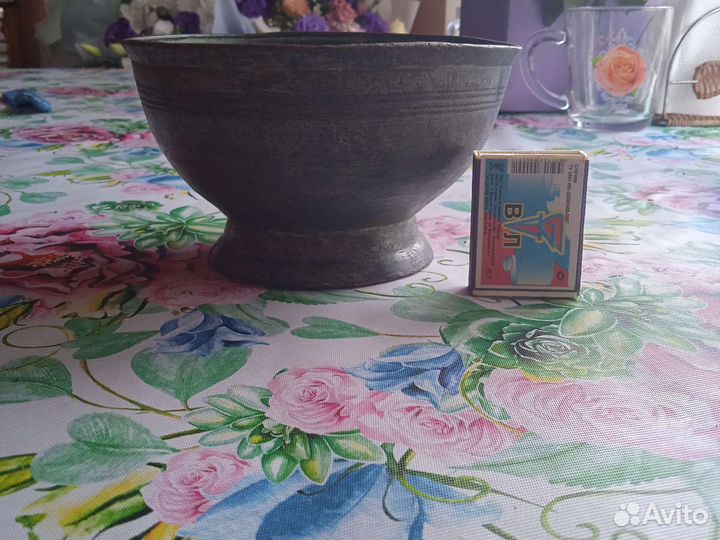 Старинная чаша