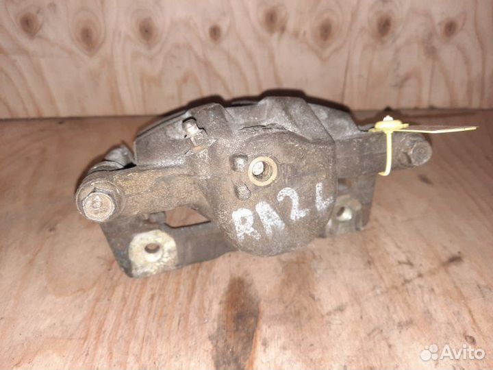 Суппорт передний левый Honda Odyssey RA3 F23A 1999