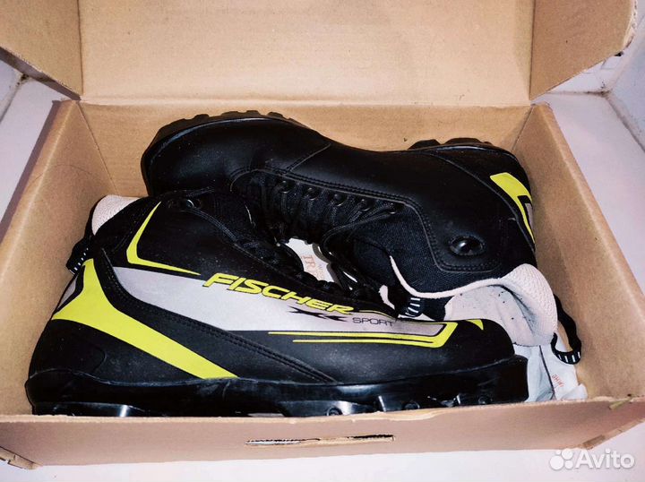 Беговые лыжи tisa с ботинками