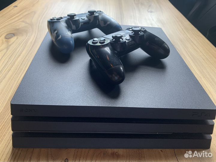 Sony playstation 4 PS4 pro