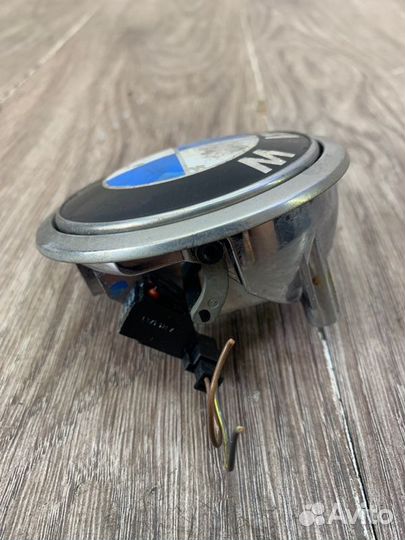 Кнопка открывания багажника задняя Bmw 1 Series