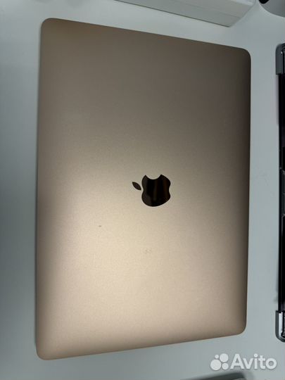 Apple MacBook air 13 2020 m1