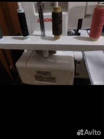 Швейная машина janome