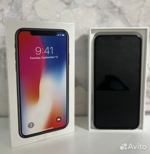 iPhone X, 64 ГБ