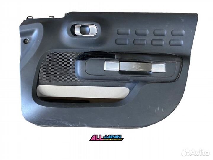 Обшивка двери передняя правая Citroen C3 SX 2017