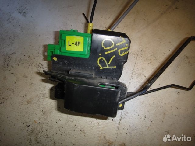 Замок двери Rio (11) пер L 4 контакта б\у (арт. 813104Y000)