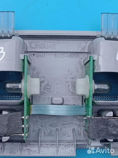 Плафон освещения потолочный, задний Jaguar XF, X2