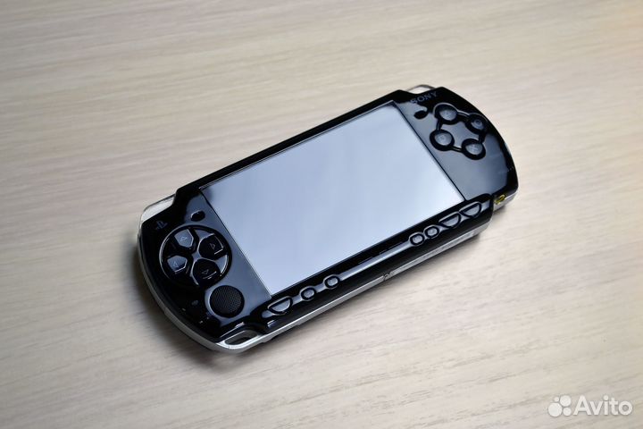 Sony PSP Slim 2000