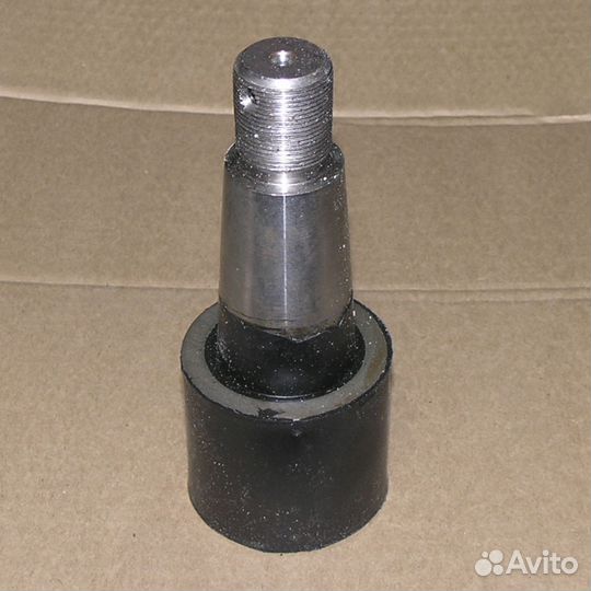 Палец реактивной штанги урал М30 д.68мм L 16,5см Р