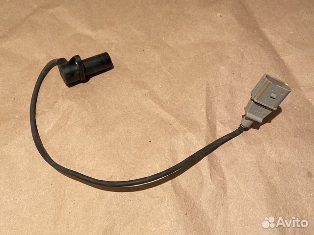 Датчик коленвала Audi Q7 4.2 BAR