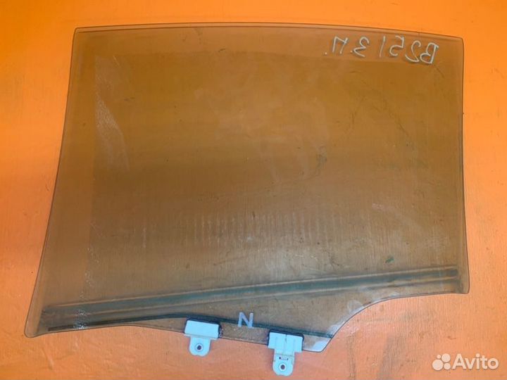 Стекло двери заднее правое Infiniti G37 V36 3.7