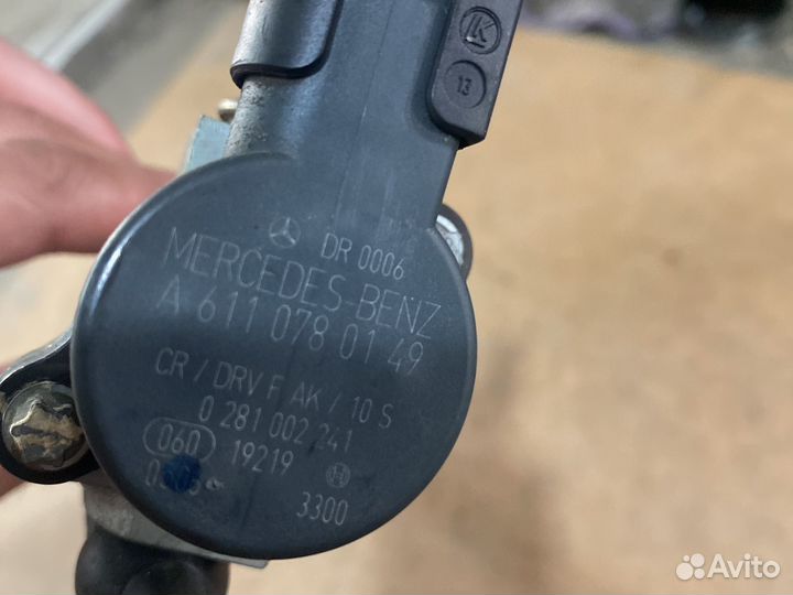 Топливная рампа Mercedes 2.7cdi om612