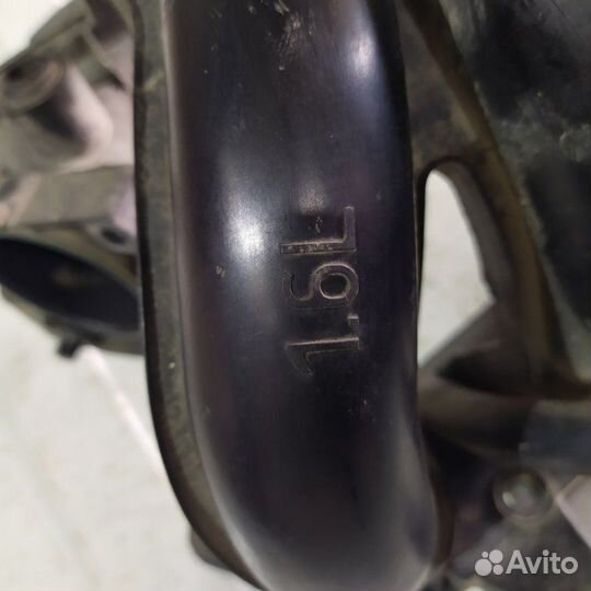 Коллектор впускной Ford Focus 1 седан 1.6 2004