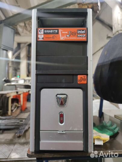 Материнская плата