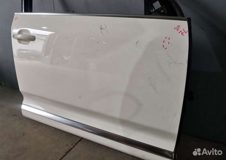 Дверь передняя правая Volkswagen Touareg GP