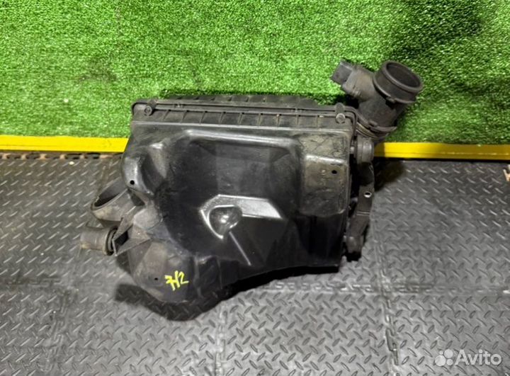 Корпус воздушного фильтра Opel Astra 2006