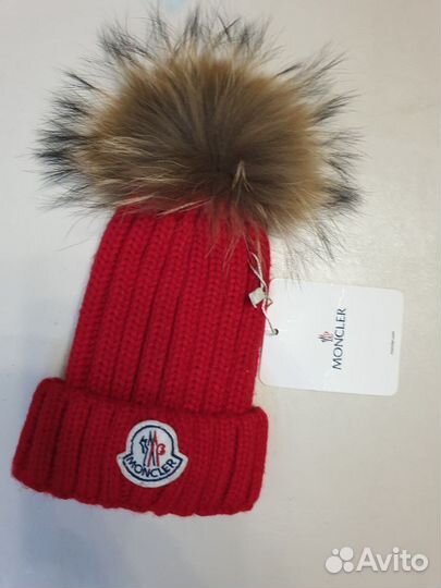 Новая шапка M.O.N.C.L.E.R с помпоном