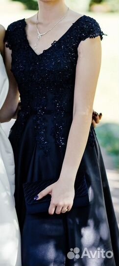 Вечернее платье