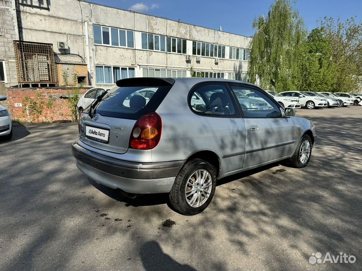 Toyota Corolla 1.3 AT, 1999, 307 900 км