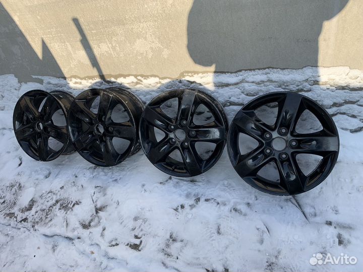 Литые диски r16 5 114.3 67.1 kia
