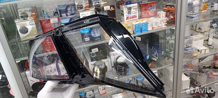 Стекло фары Skoda Octavia A7 2017-2020 Октавия А7