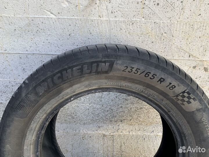 Michelin Pilot Sport 4 S 235/65 R18