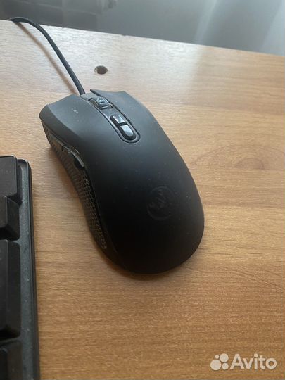 Компьютер,монитор,девайсы