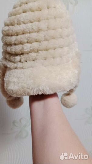 Шапка из мутона женская