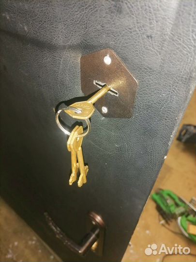 Дверь входная железная бу