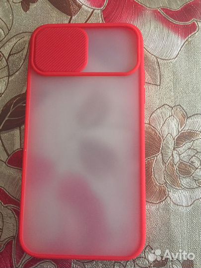 Чехол на iPhone 11