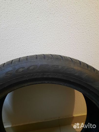 Pirelli Scorpion 295/40 R21